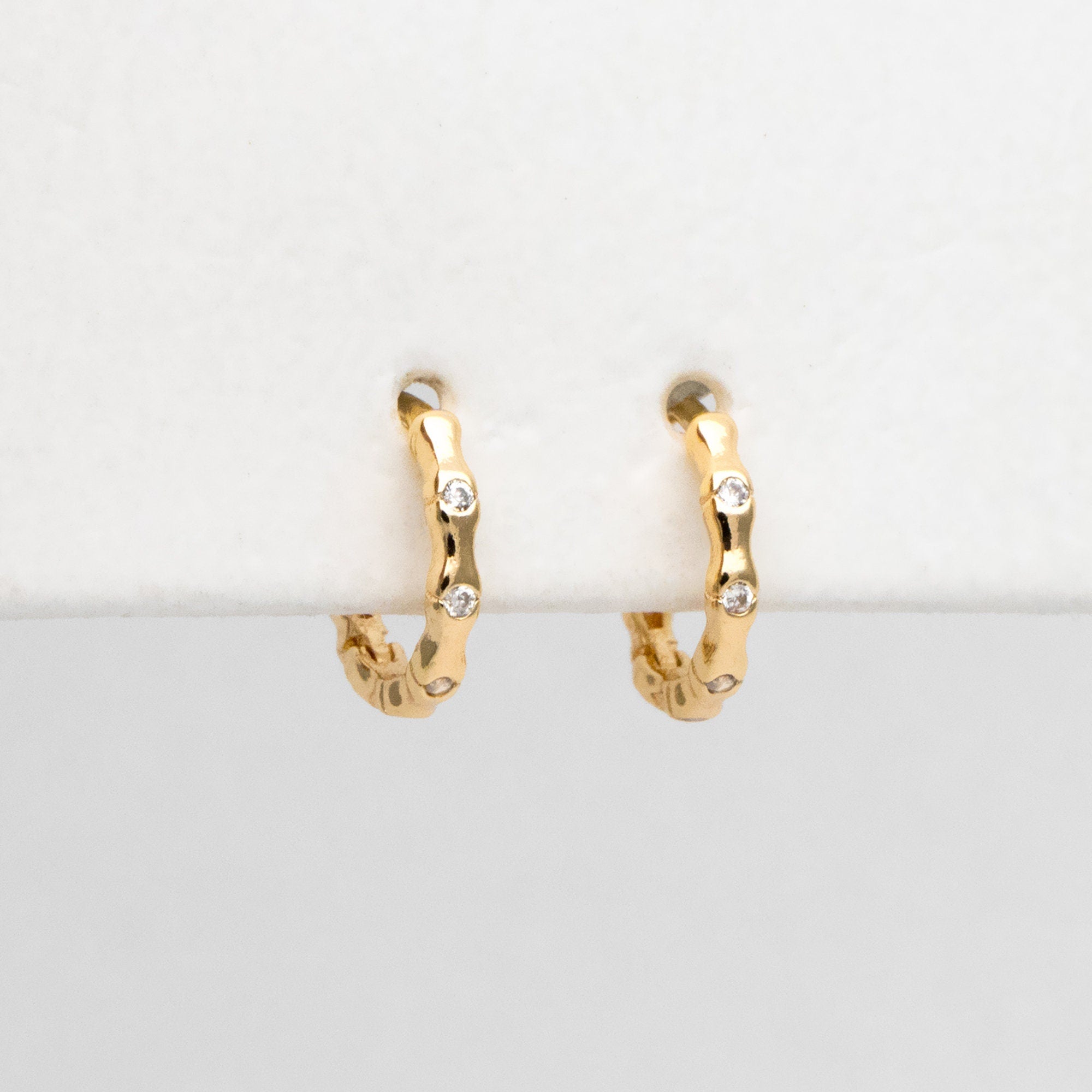 4pcs CZ Paved Hoop Earrings, 10mm, Dainty Huggie Earrings, Minimalist Earring, Small Gold Hoops Earring (GB-2815-A)